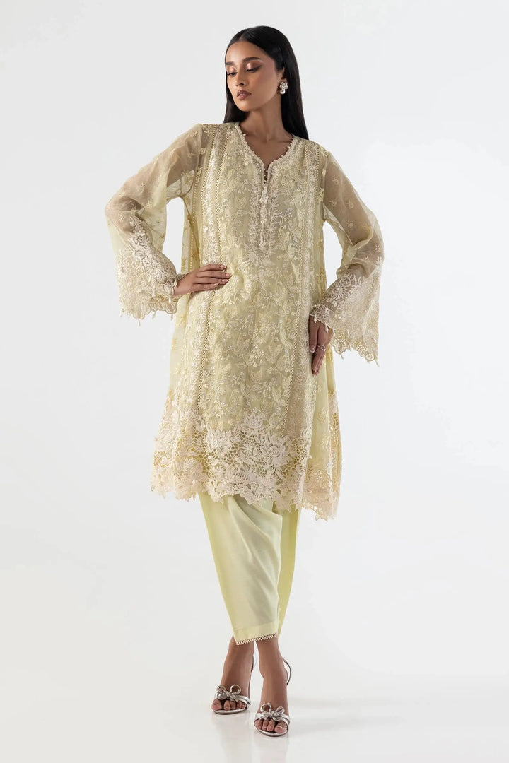 Sana Safina SS24EXE138P2T traditional clothing set featuring an embroidered beige tunic with lace details and matching pants, perfect for ceremonial occasions.